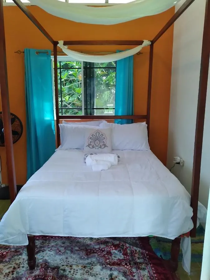 Caldo Tours Hotel Ewarton 0*,  Jamaica