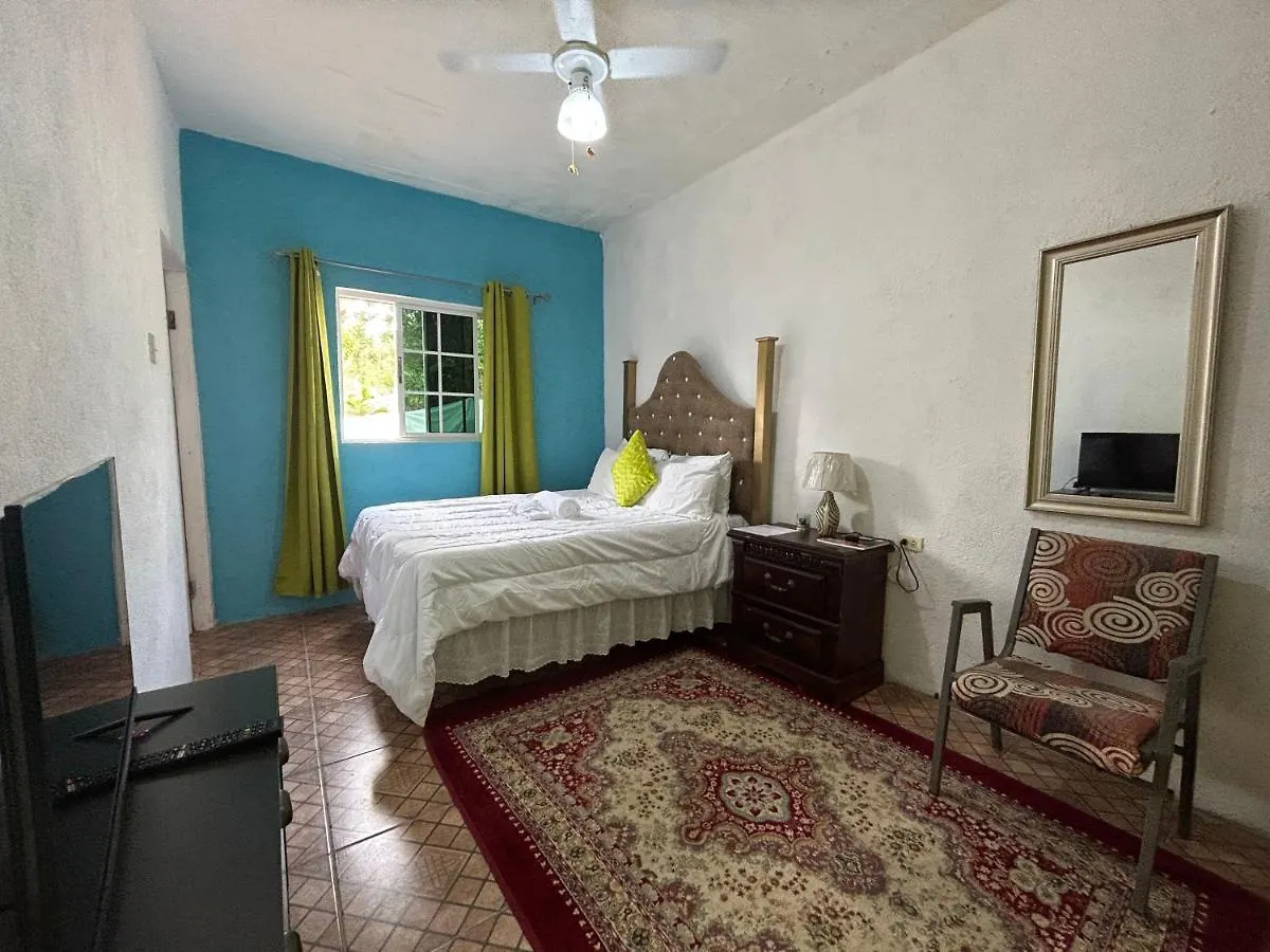 Caldo Tours Hotel Ewarton